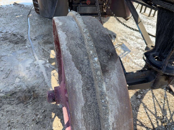 1910-advance-rumely-steam-traction-engine-image-15