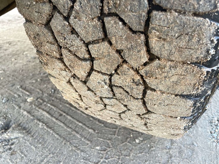 2024-chevrolet-silverado-2500-image-23