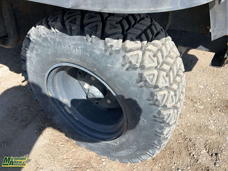 kubota-rtv900-image-8