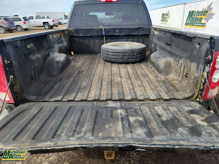 2010-gmc-sierra-2500hd-image-24