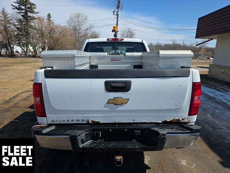 2010-chevrolet-silverado-2500hd-image-7
