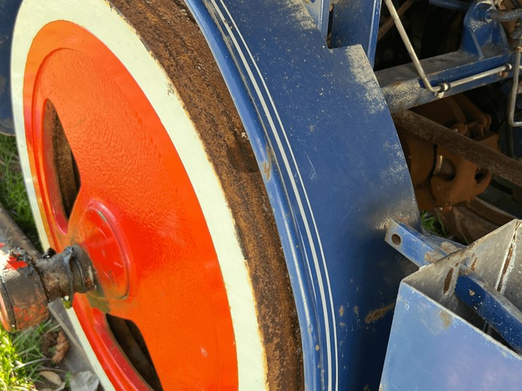 frick-steam-locomotive-with-track-image-42