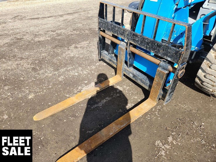 2012-genie-gth5519-image-13