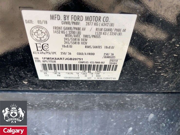 2018-ford-explorer-image-26