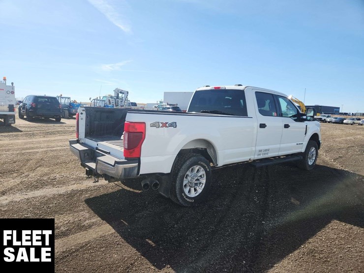 2022-ford-f350-image-4