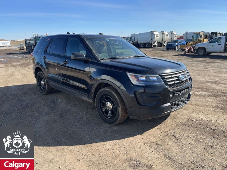 2019-ford-explorer-image-7