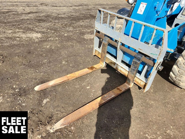 2010-genie-gth5519-image-13