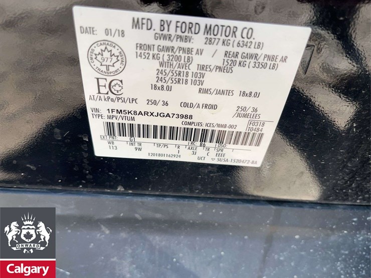 2018-ford-explorer-image-26