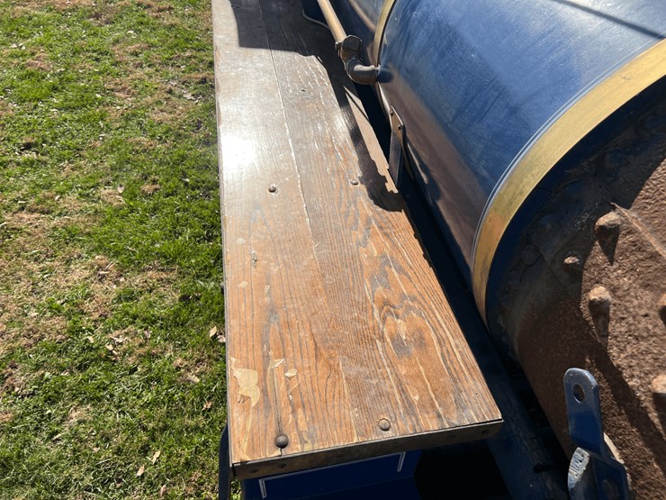 frick-steam-locomotive-with-track-image-88