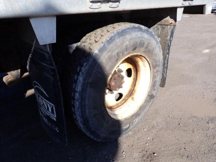 2016-ford-f650-image-42