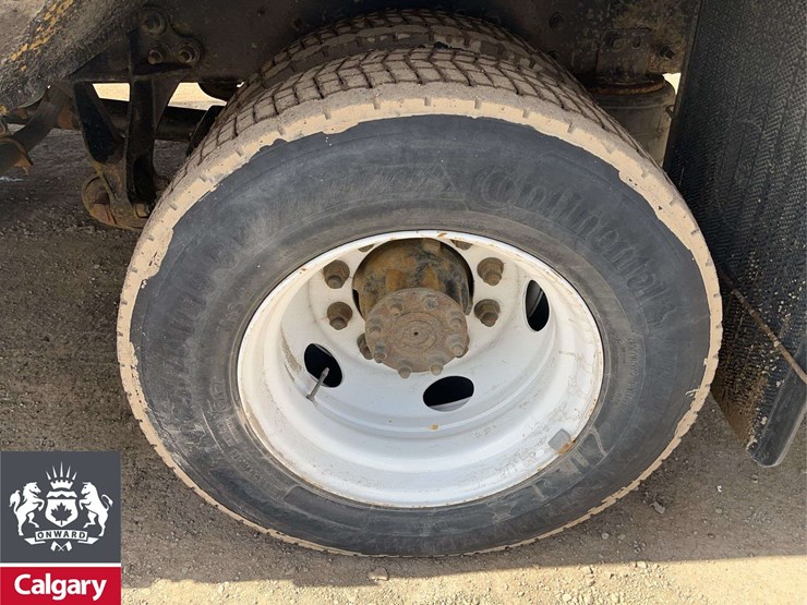 2012-international-durastar-4300-image-10