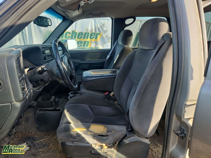 2003-gmc-sierra-3500-image-22