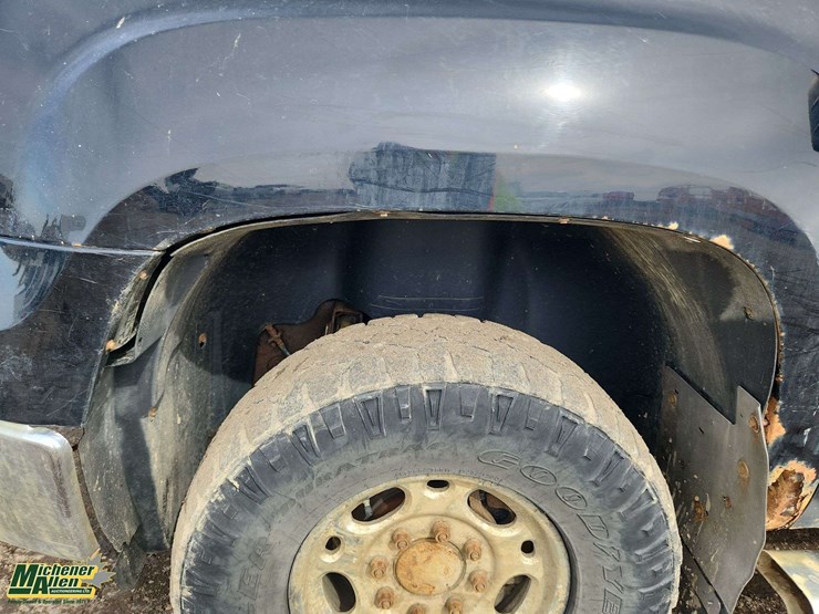 2010-gmc-sierra-2500hd-image-47