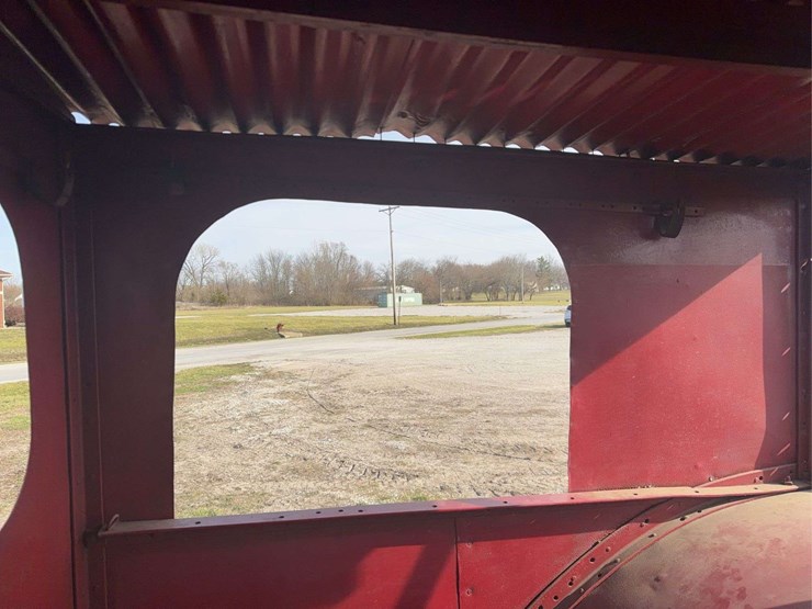 25hp-international-type-d-titan-image-38