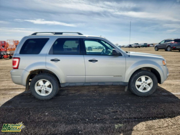 2008-ford-escape-image-7