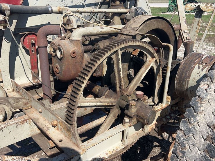 big-bull-tractor-image-11