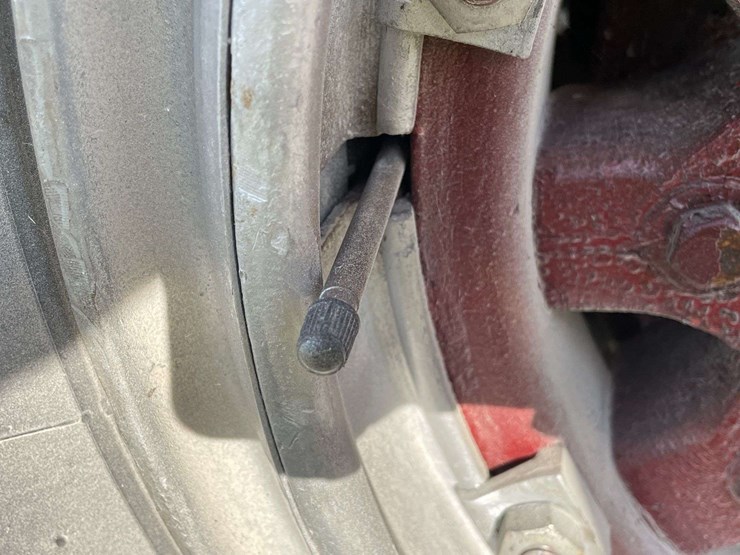 1917-american-la-france-firetruck-image-25