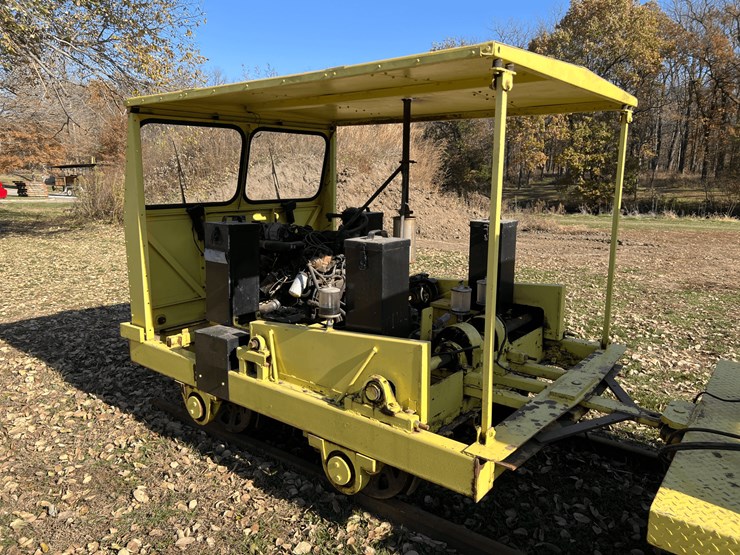 fairmont-rail-car-image-11