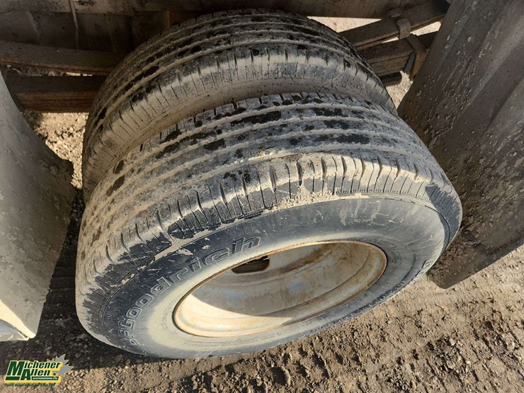 2003-gmc-sierra-3500-image-12