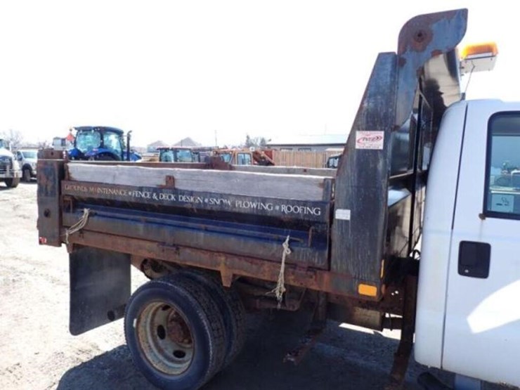 2003-ford-f550-xl-image-41