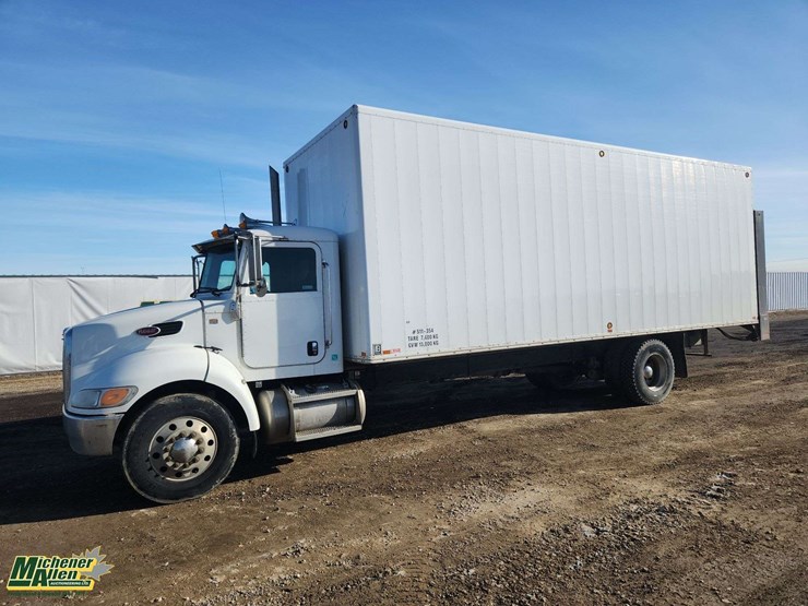 2011-peterbilt-337-image-1