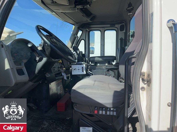 2018-international-workstar-7400-image-13