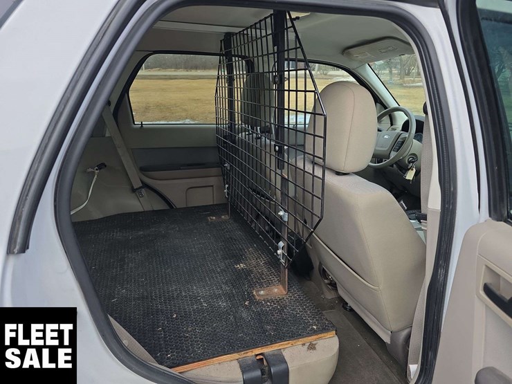 2011-ford-escape-image-31