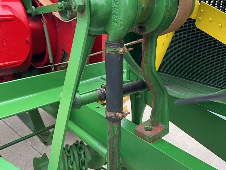 12-25-waterloo-boy-model-n-image-18