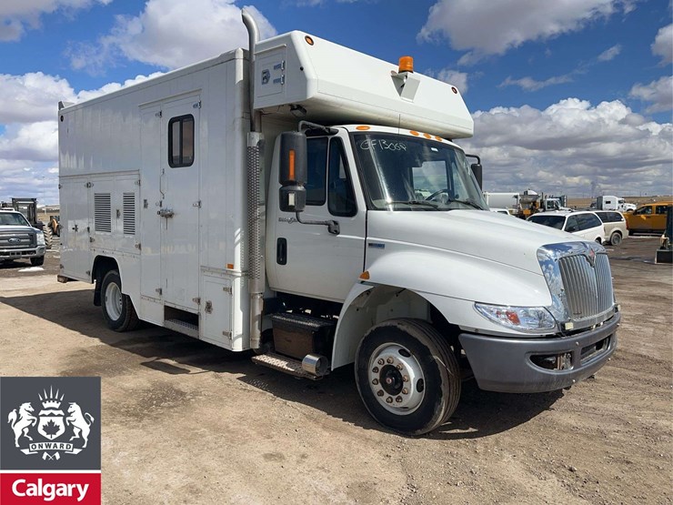 2012-international-durastar-4300-image-7