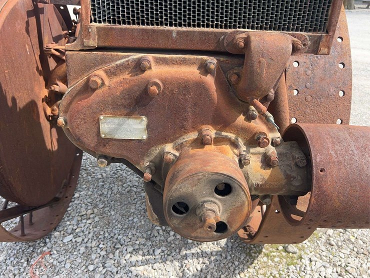 moline-universal-image-10