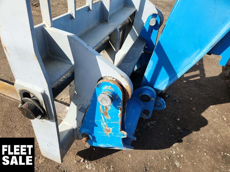 2010-genie-gth5519-image-29