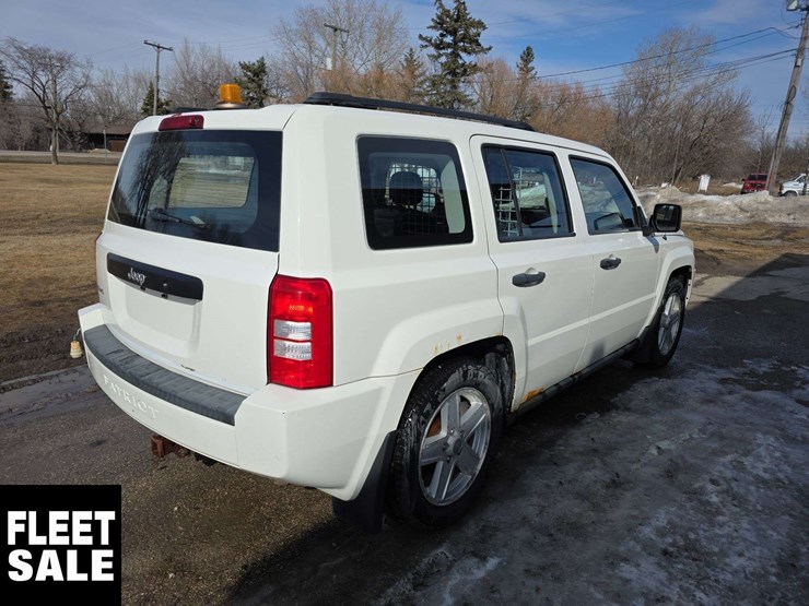 2010-jeep-patriot-image-3