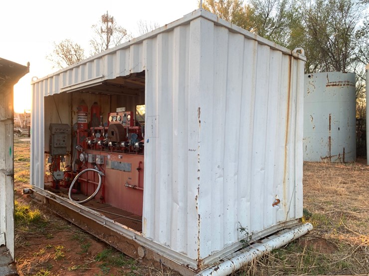 18’-l-x-8’-w-x-9’4”-t-skidded-bop-closing-unit-image-1