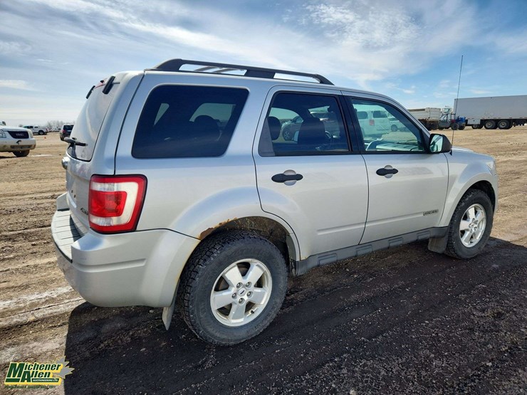 2008-ford-escape-image-4