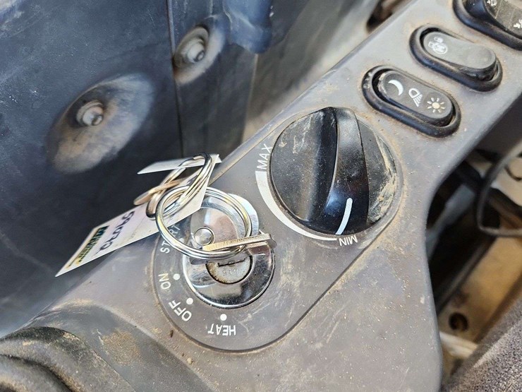 2022-komatsu-pc360-lc-11-image-10