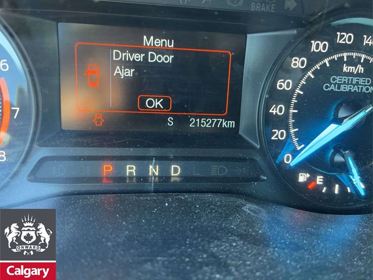 2018-ford-explorer-image-25