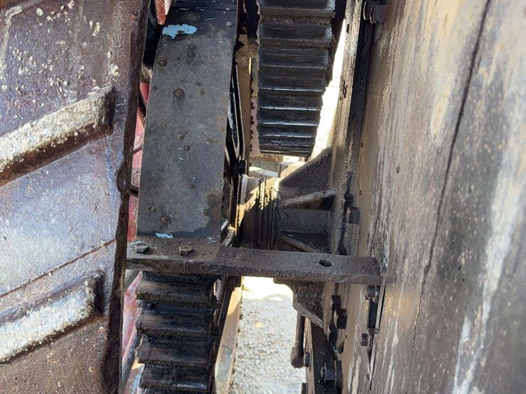 1910-advance-rumely-steam-traction-engine-image-45