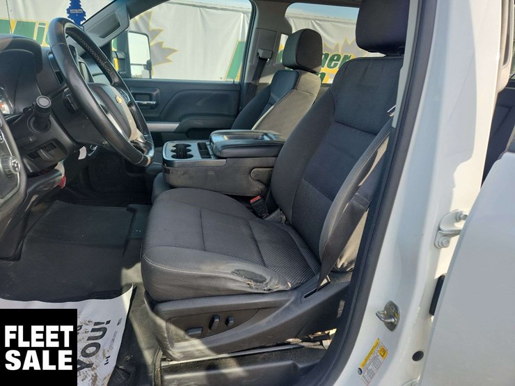 2019-chevrolet-silverado-3500hd-image-14