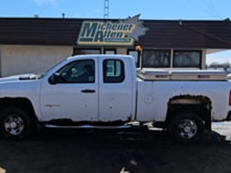 2010-chevrolet-silverado-2500hd-image-5