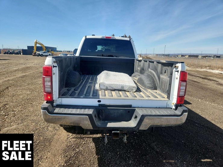 2022-ford-f350-image-7