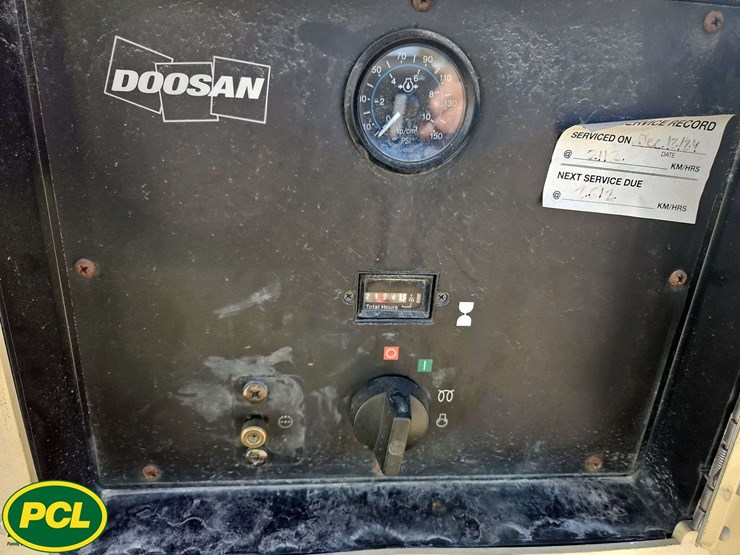 doosan-185-cfm-image-11