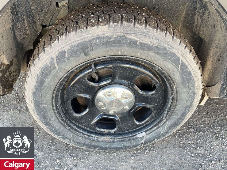 2018-ford-explorer-image-11