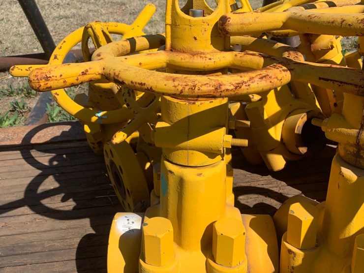 (16)-5k-manual-gate-valves-image-4