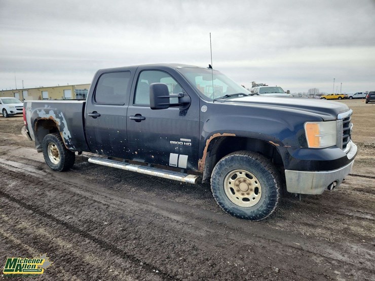 2010-gmc-sierra-2500hd-image-7