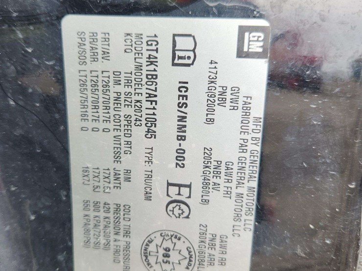 2010-gmc-sierra-2500hd-image-10