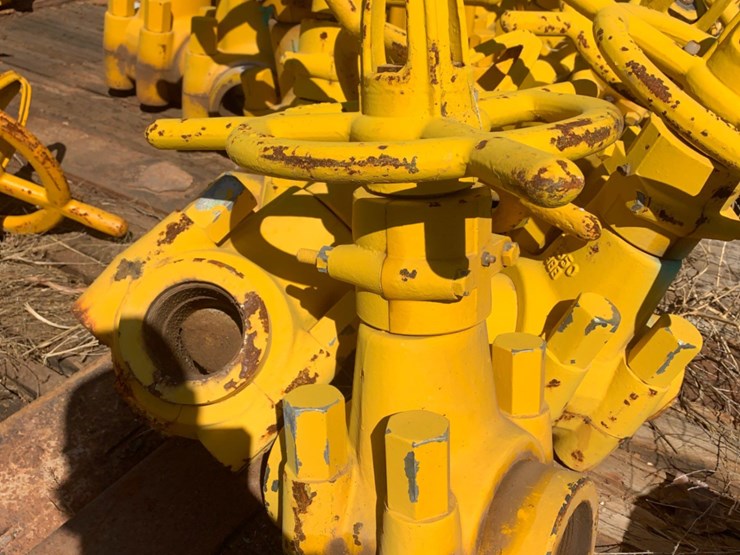 (16)-5k-manual-gate-valves-image-3