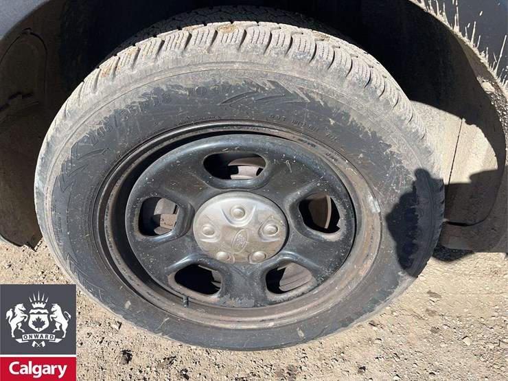 2018-ford-explorer-image-9