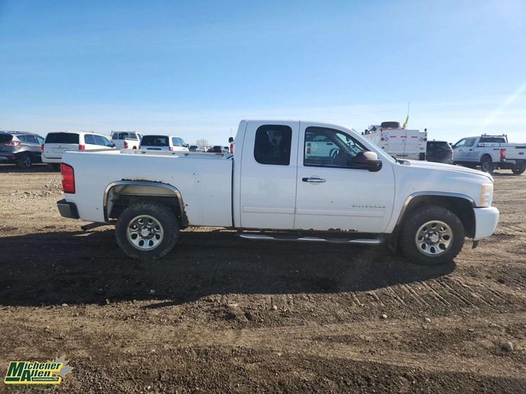 2010-chevrolet-silverado-1500-image-9