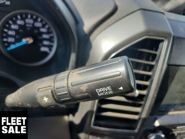 2022-ford-f350-image-22