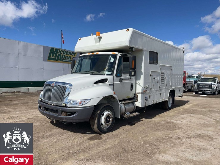 2012-international-durastar-4300-image-1